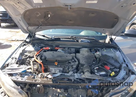 2022 Honda Accord Hybrid Sport from USA, damaged, VIN 1HGCV3F2XNA038119